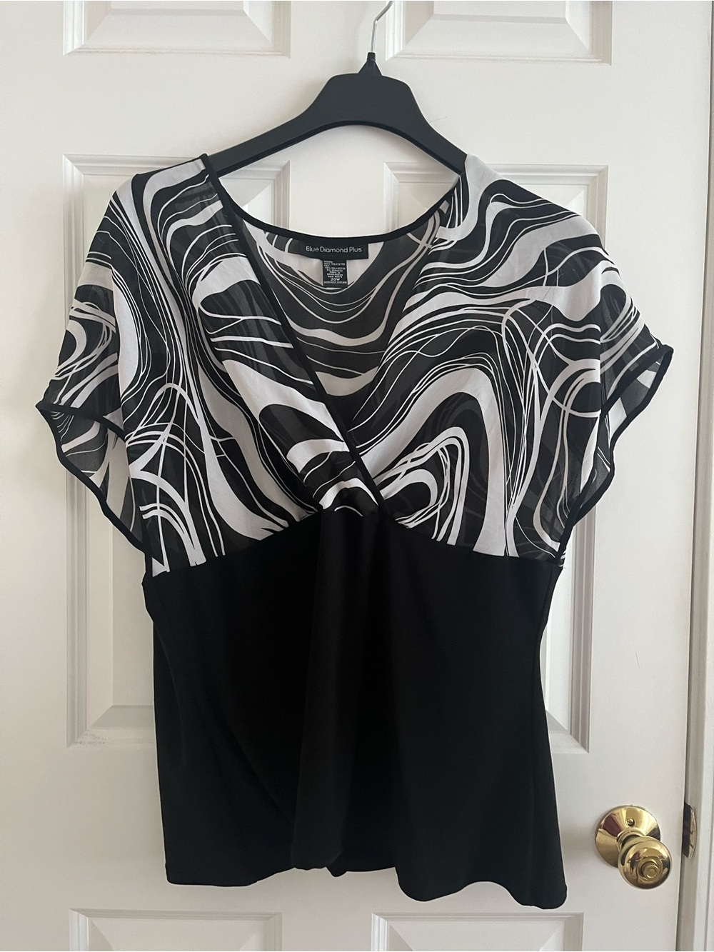 Black & White Surplice Printed Blouse